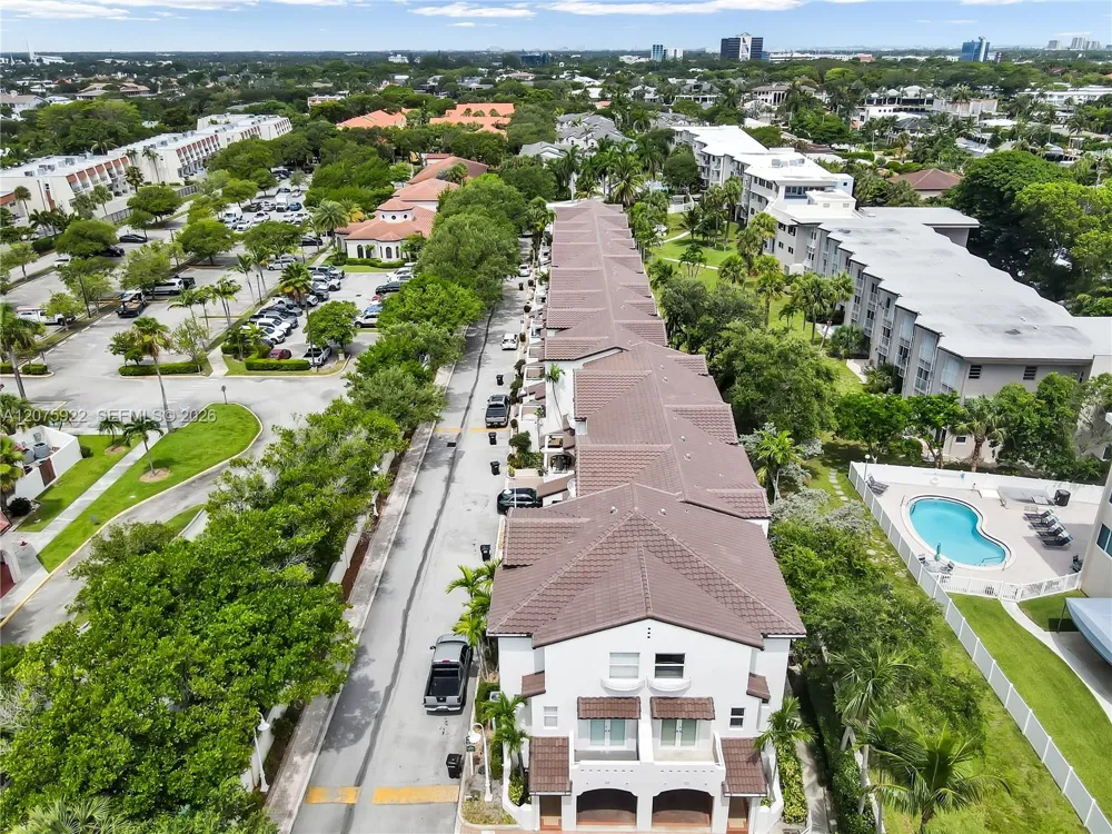 2005 Ocean Walk ter Lauderdale By The Sea, FL 33062