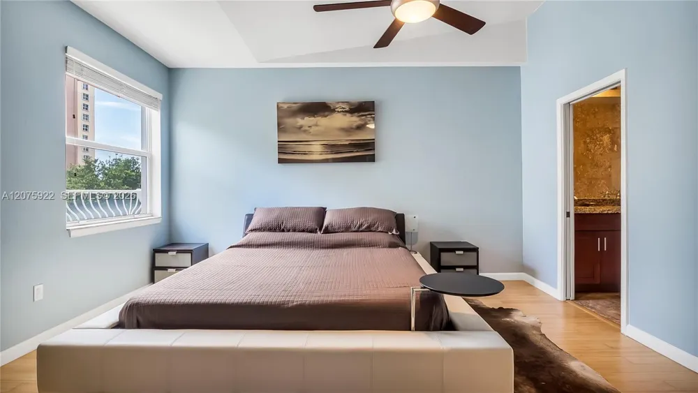 2005 Ocean Walk ter Lauderdale By The Sea, FL 33062