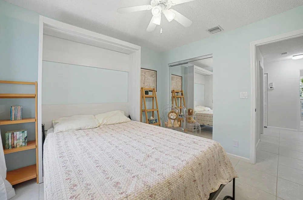 5026 PRAIRIE DUNES VILLAGE CIRCLE Lake Worth, FL 33463