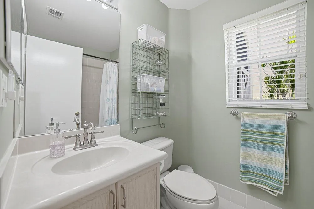 5026 PRAIRIE DUNES VILLAGE CIRCLE Lake Worth, FL 33463