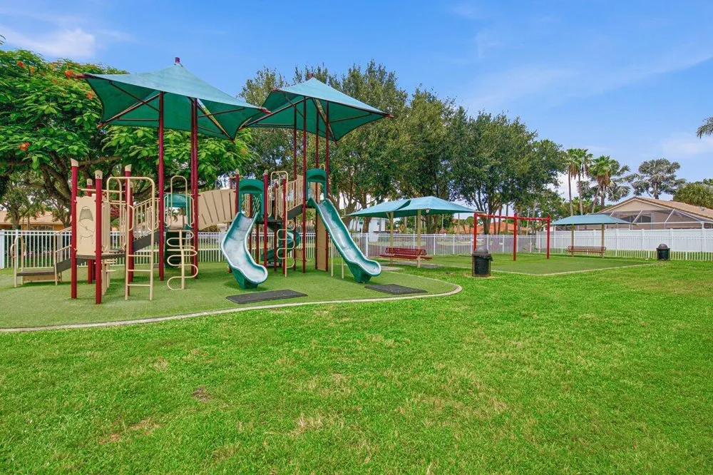 5026 PRAIRIE DUNES VILLAGE CIRCLE Lake Worth, FL 33463