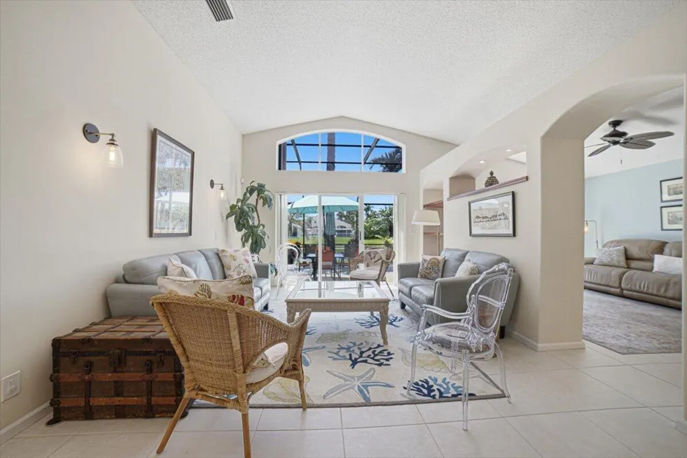 5026 PRAIRIE DUNES VILLAGE CIRCLE Lake Worth, FL 33463