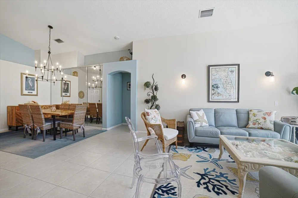 5026 PRAIRIE DUNES VILLAGE CIRCLE Lake Worth, FL 33463