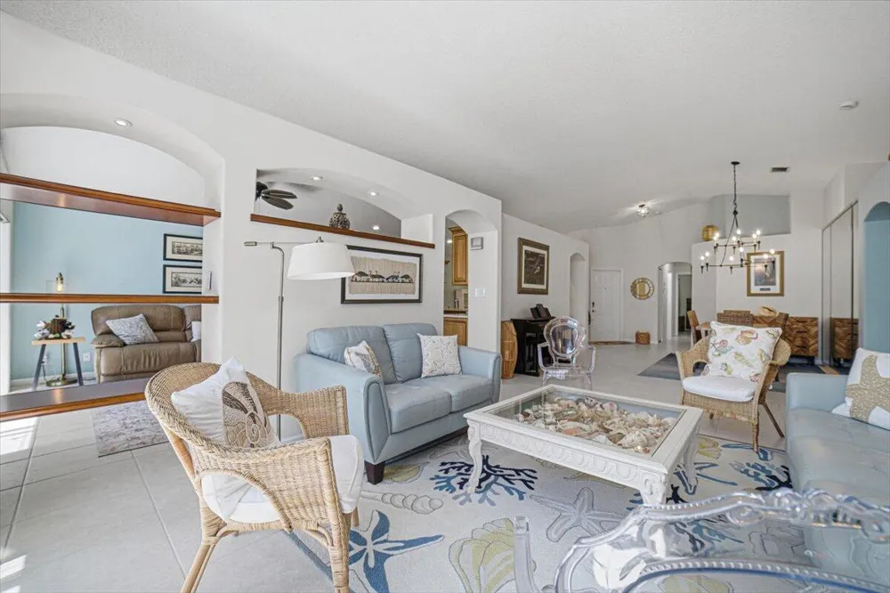 5026 PRAIRIE DUNES VILLAGE CIRCLE Lake Worth, FL 33463