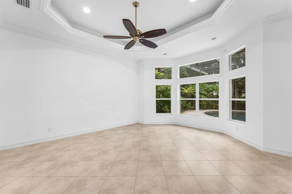 10582 Whitewind Circle Boynton Beach, FL 33473