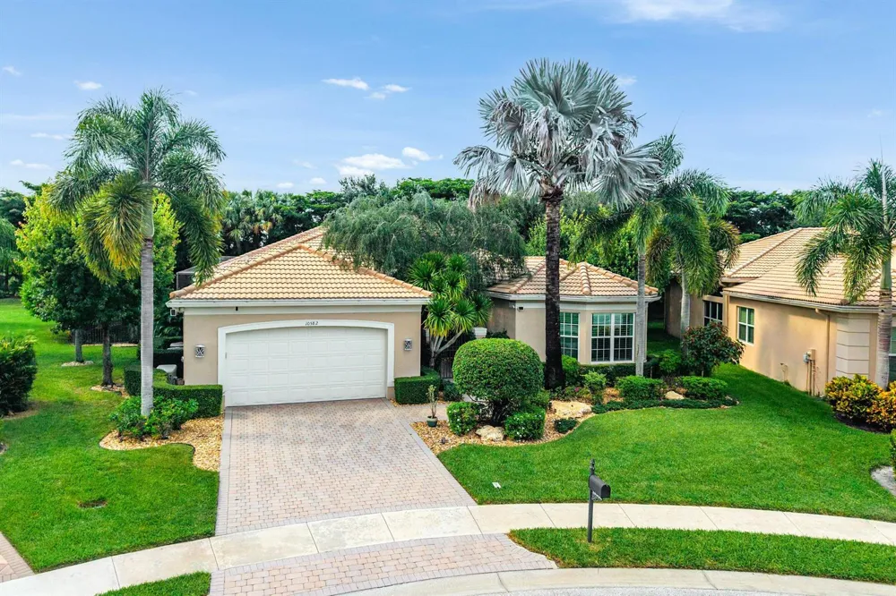 10582 Whitewind Circle Boynton Beach, FL 33473