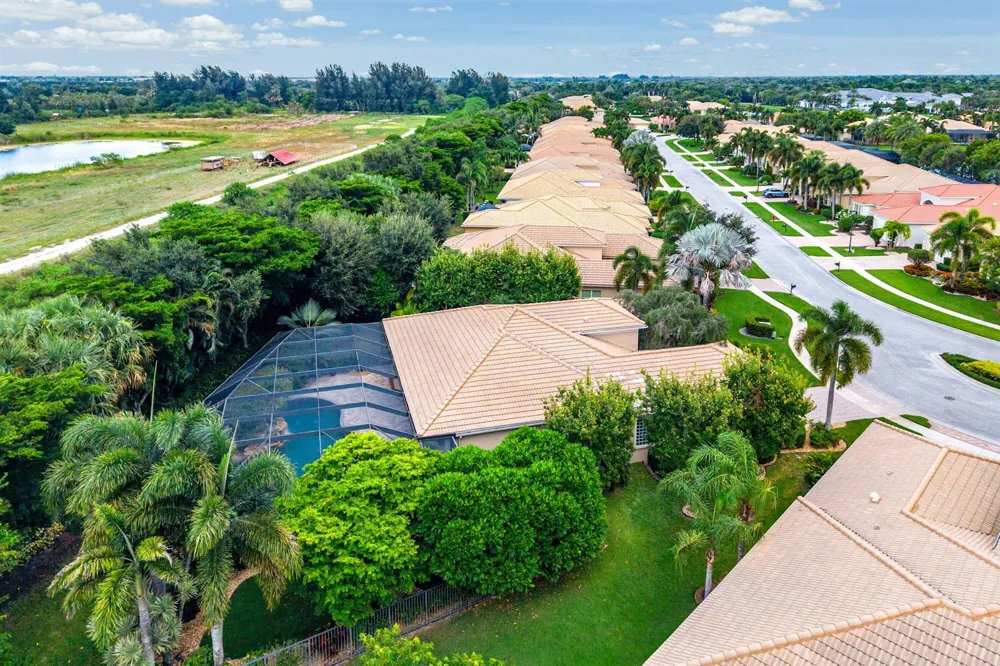 10582 Whitewind Circle Boynton Beach, FL 33473