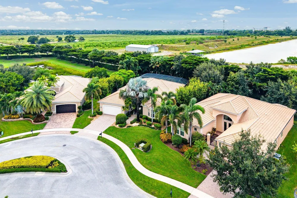 10582 Whitewind Circle Boynton Beach, FL 33473