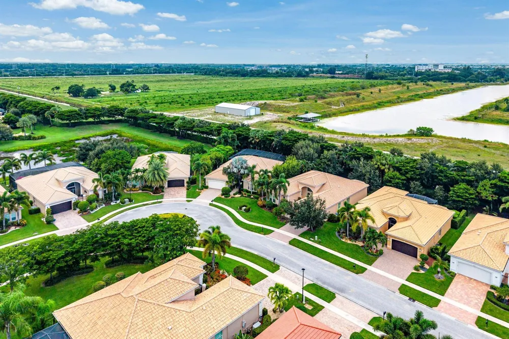 10582 Whitewind Circle Boynton Beach, FL 33473
