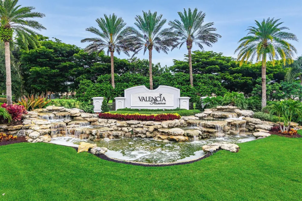 10582 Whitewind Circle Boynton Beach, FL 33473