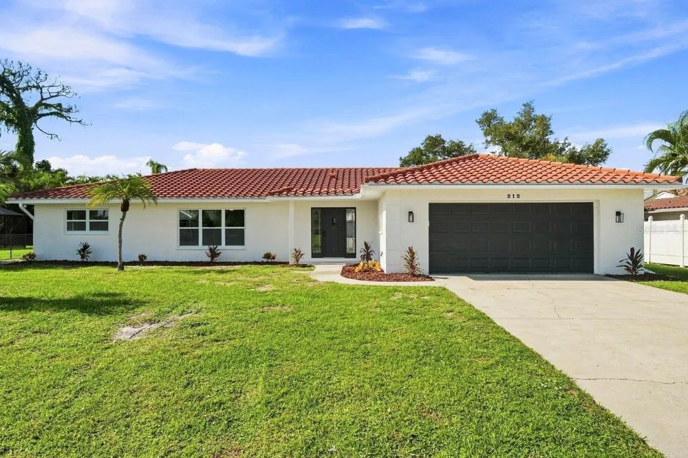 212 GIOTTO DRIVE Nokomis, FL 34275