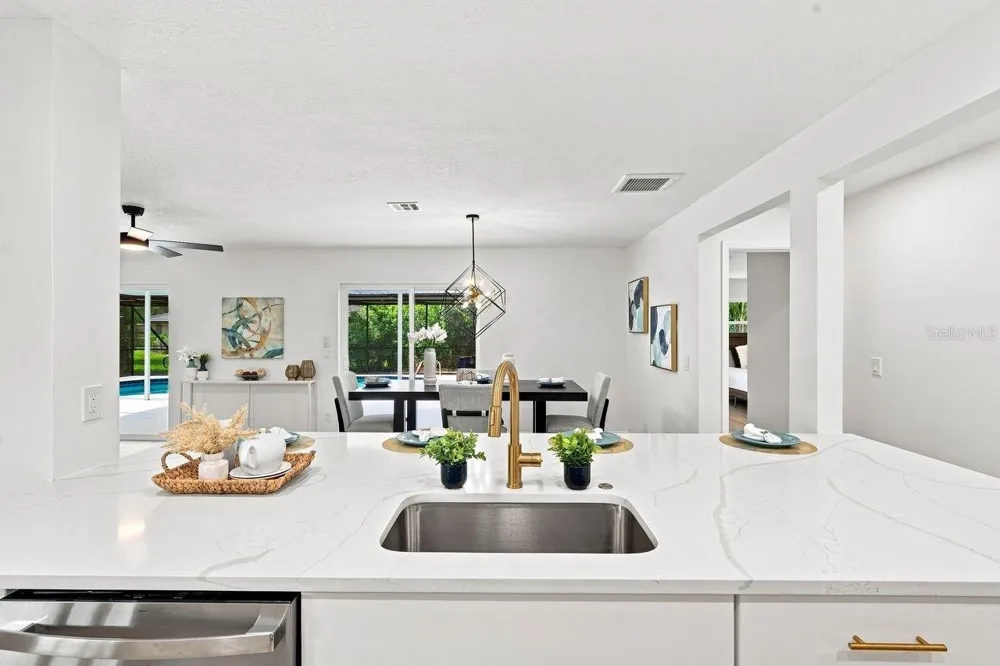 212 GIOTTO DRIVE Nokomis, FL 34275
