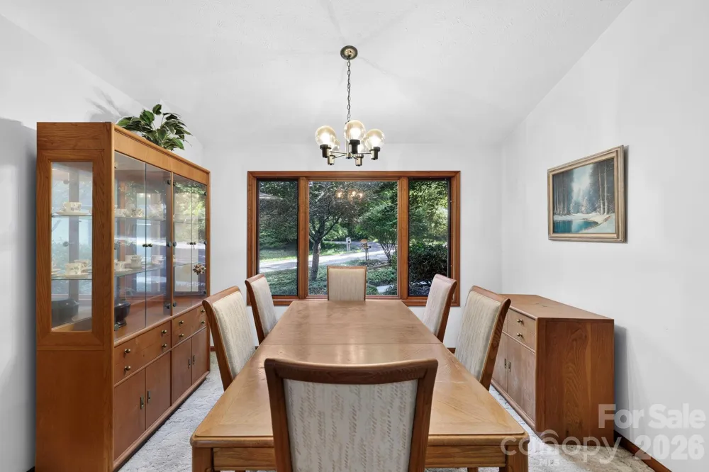 18 E Rosewood Trail Hendersonville, NC 28739