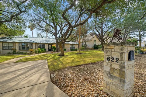 622 Robin Dale Drive