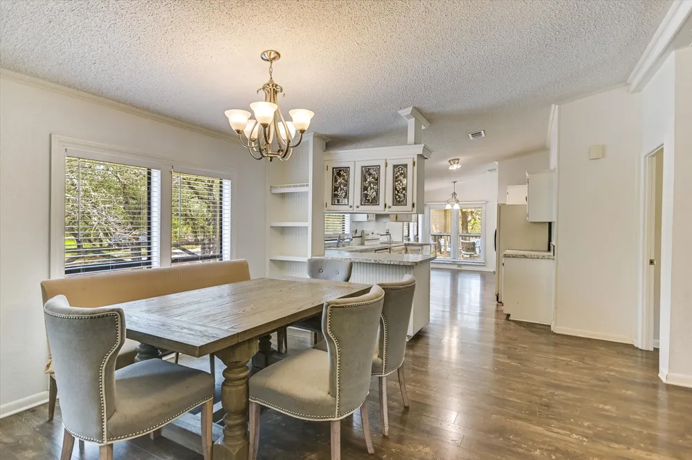 101 Sundance Trail Dripping Springs, TX 78620
