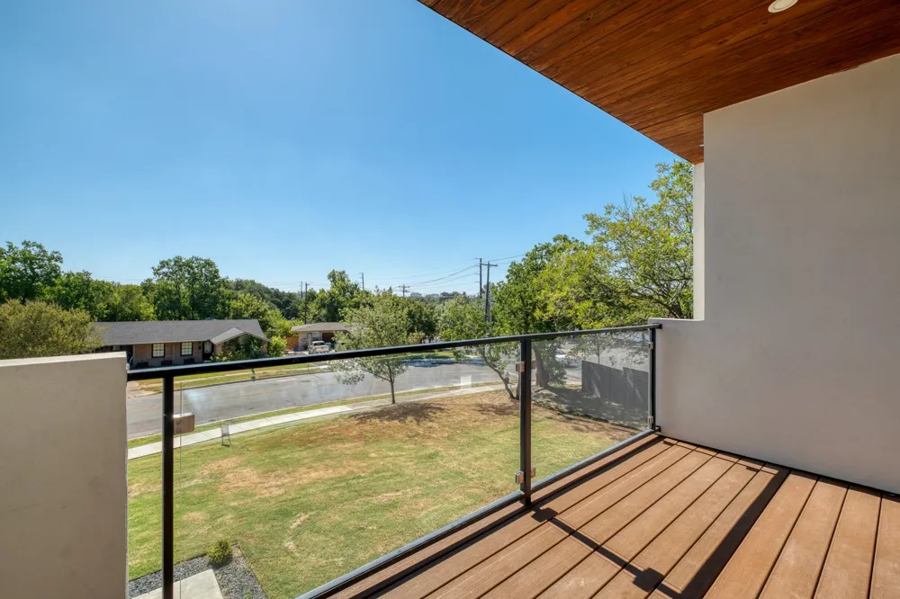 5700 LOUISE LANE Austin, TX 78757