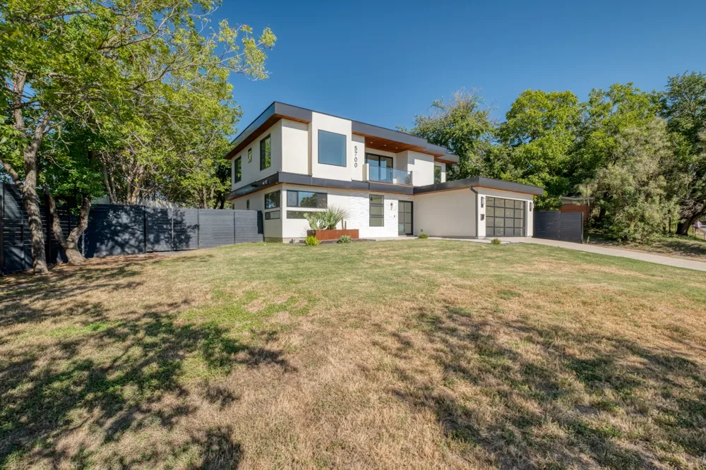 5700 LOUISE LANE Austin, TX 78757