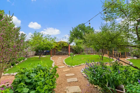 4516 Tiddle Lane