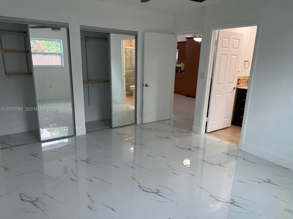2775 W 71st Pl #0 Hialeah, FL 33016