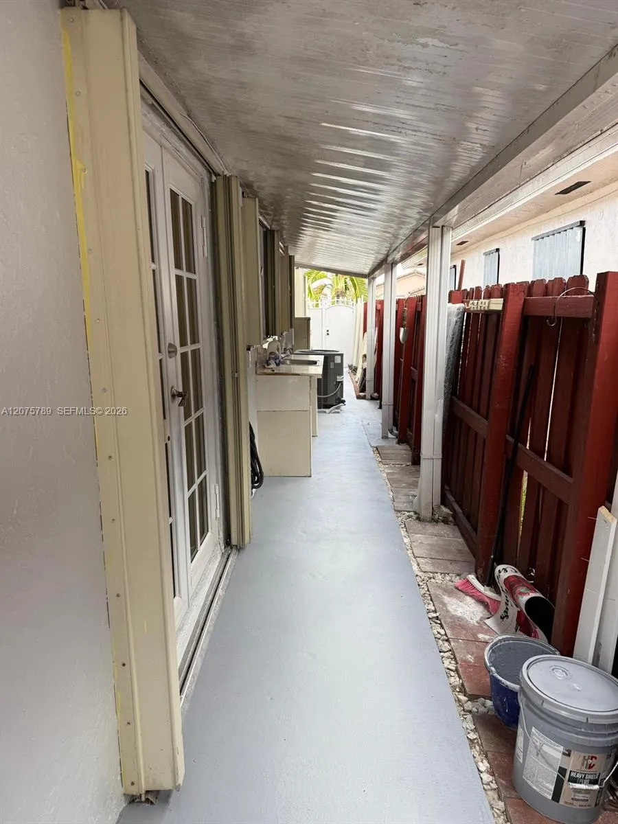 2775 W 71st Pl #0 Hialeah, FL 33016