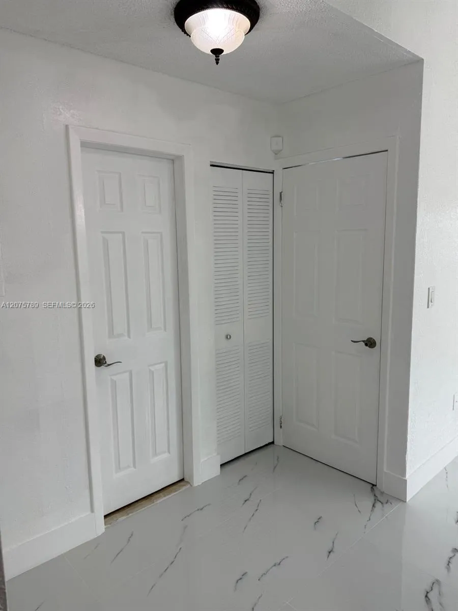 2775 W 71st Pl #0 Hialeah, FL 33016