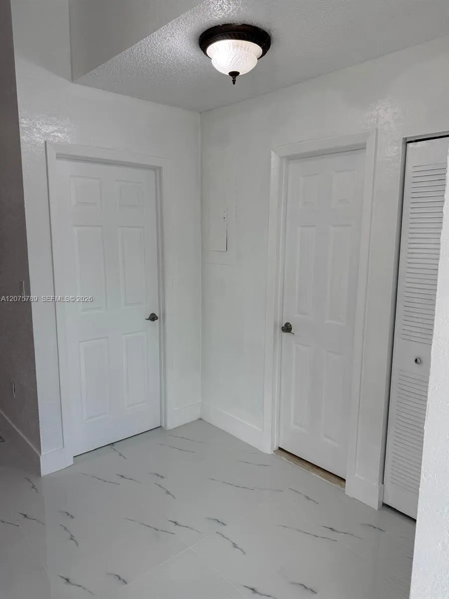 2775 W 71st Pl #0 Hialeah, FL 33016