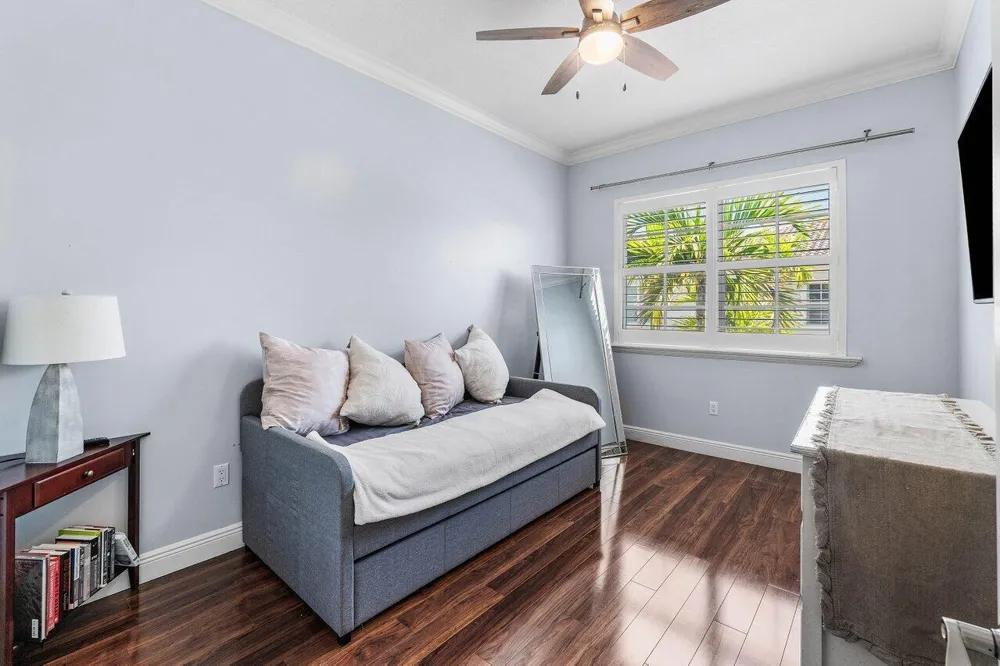 605 Avenue H Delray Beach, FL 33483