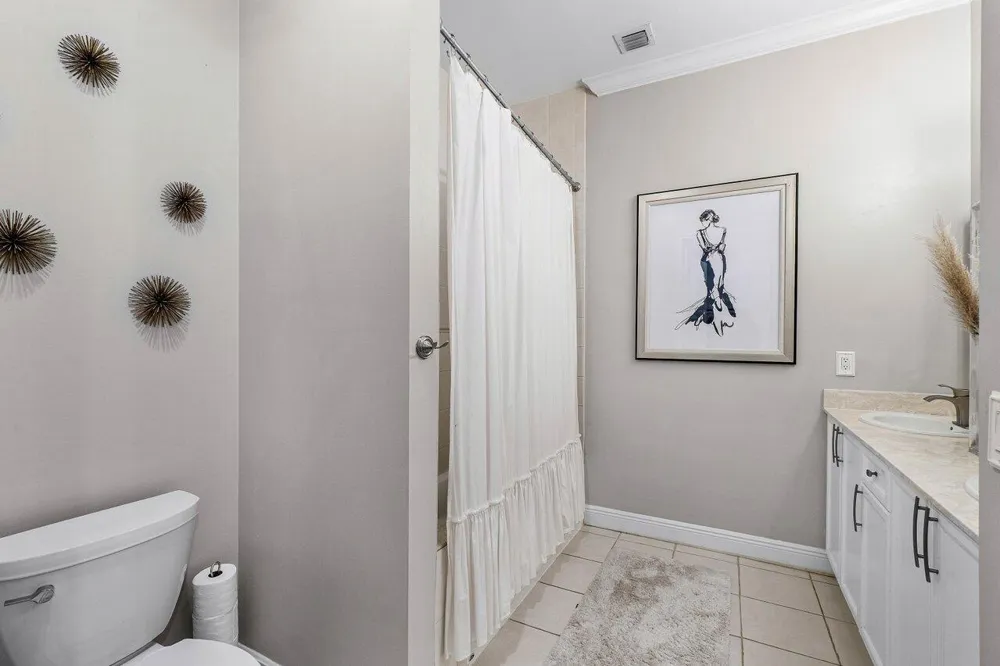 605 Avenue H Delray Beach, FL 33483
