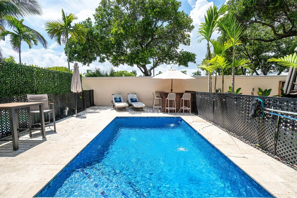 605 Avenue H Delray Beach, FL 33483