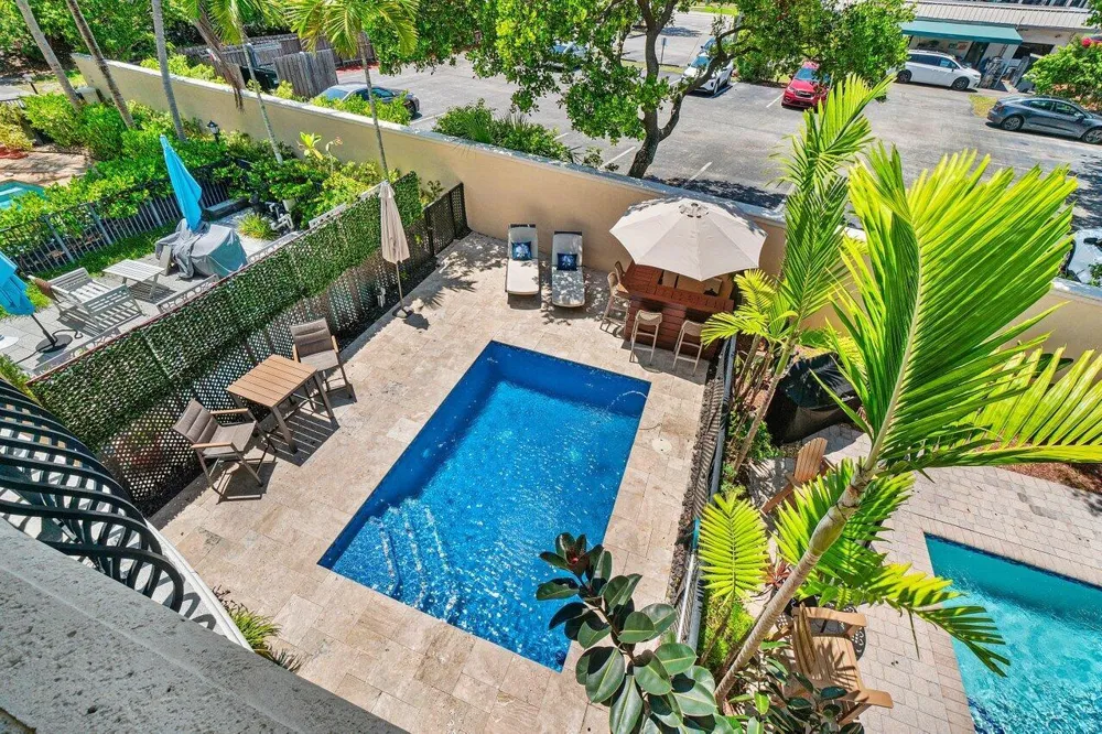 605 Avenue H Delray Beach, FL 33483