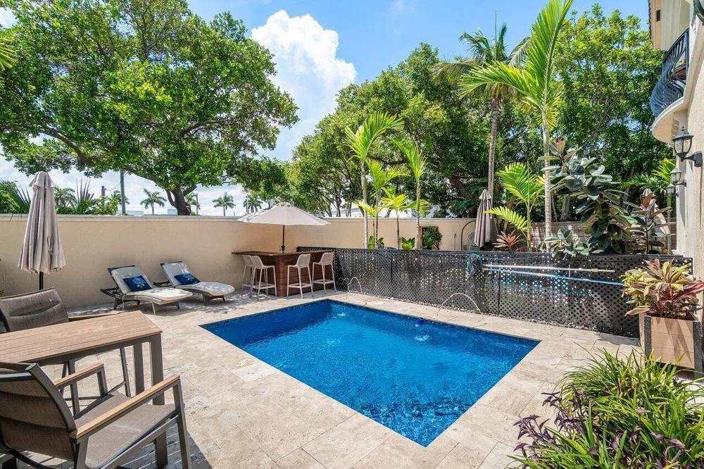 605 Avenue H Delray Beach, FL 33483