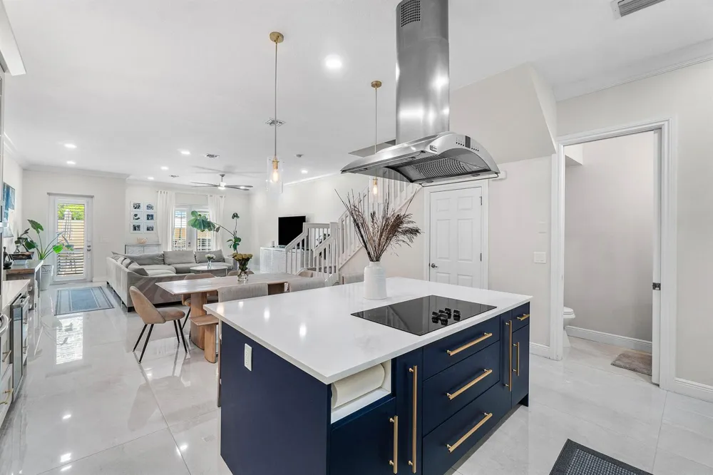 605 Avenue H Delray Beach, FL 33483