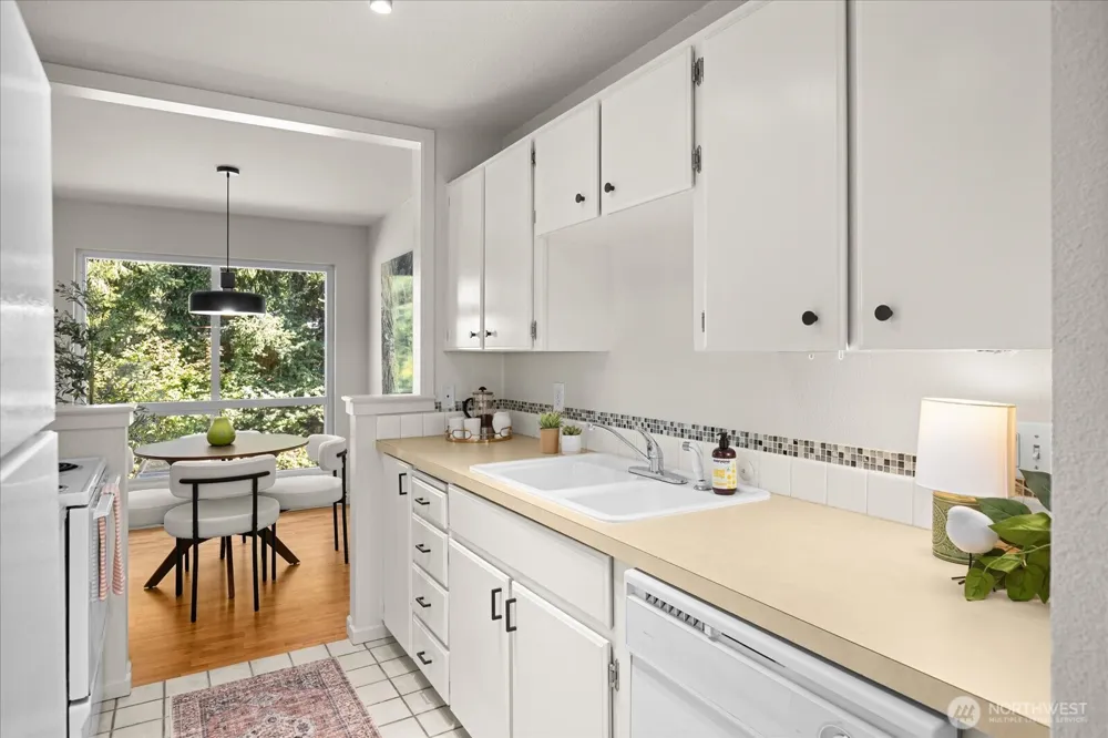 12631 NE 9th Place #C205 Bellevue, WA 98005