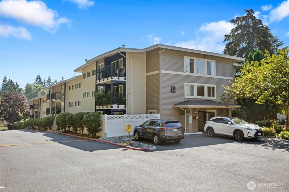 12631 NE 9th Place #C205 Bellevue, WA 98005