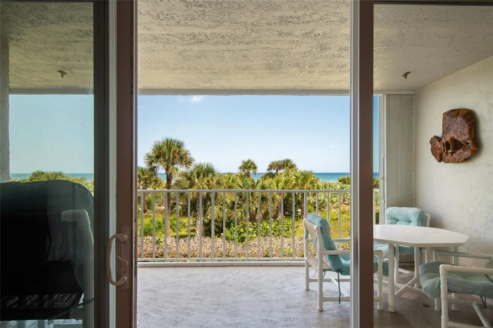 8700 RIDGEWOOD AVENUE #205B Cape Canaveral, FL 32920