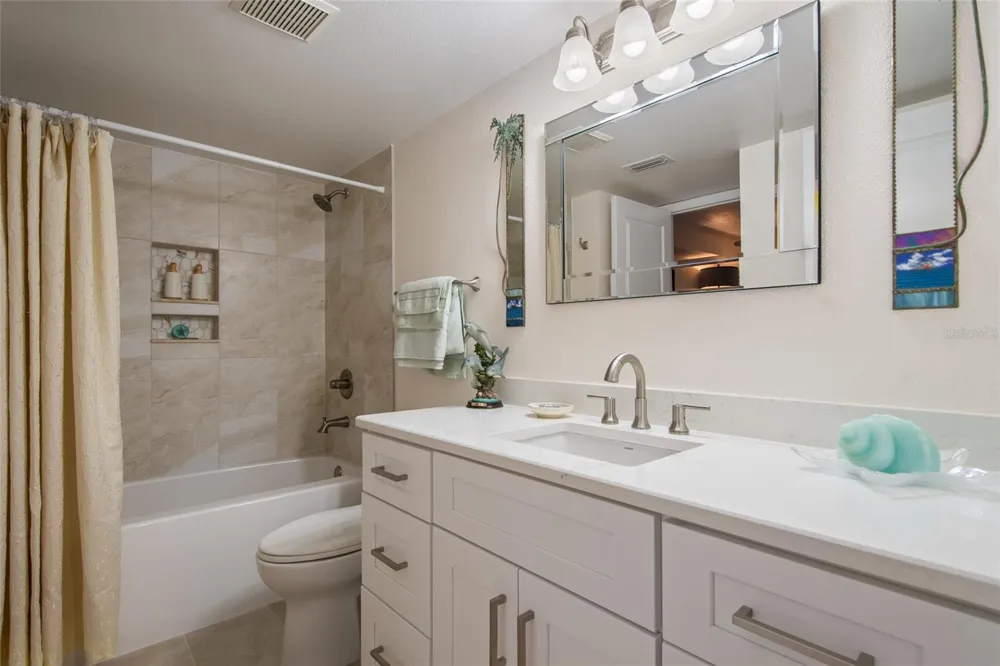 8700 RIDGEWOOD AVENUE #205B Cape Canaveral, FL 32920