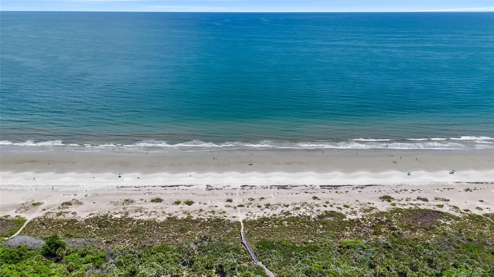 8700 RIDGEWOOD AVENUE #205B Cape Canaveral, FL 32920