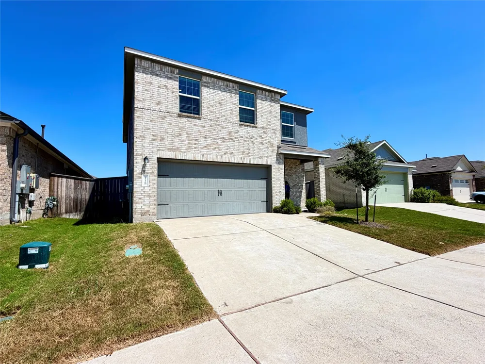 118 Canley Loop Hutto, TX 78634