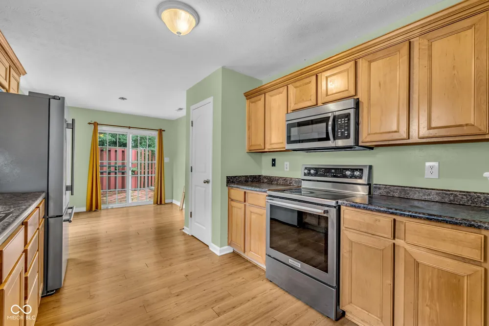 11412 Long Lake Indianapolis, IN 46235