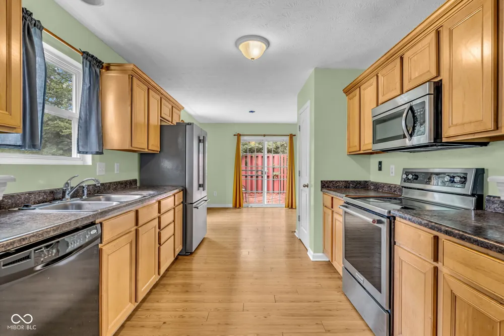 11412 Long Lake Indianapolis, IN 46235