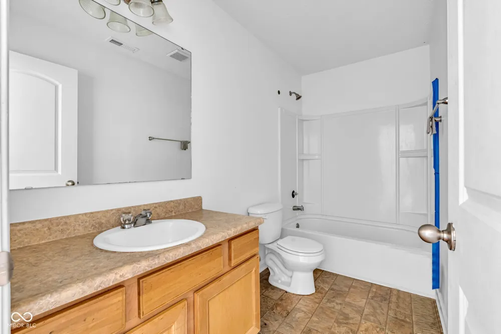 11412 Long Lake Indianapolis, IN 46235