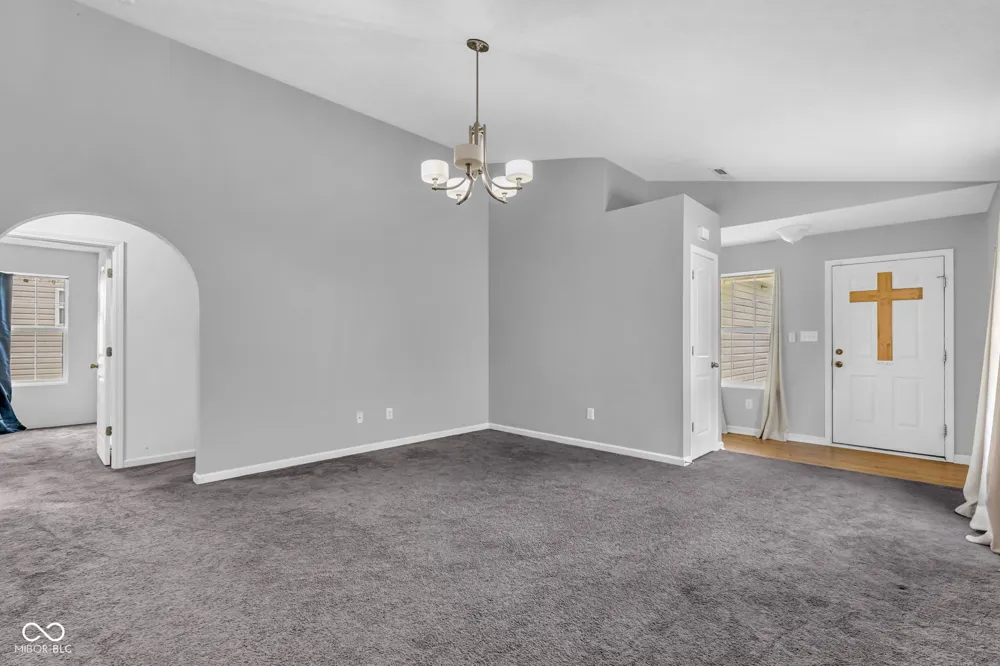 11412 Long Lake Indianapolis, IN 46235