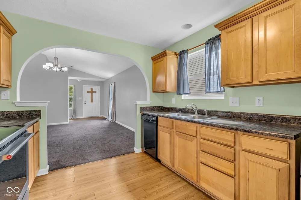 11412 Long Lake Indianapolis, IN 46235