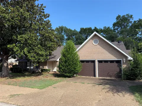 249 Bay Drive