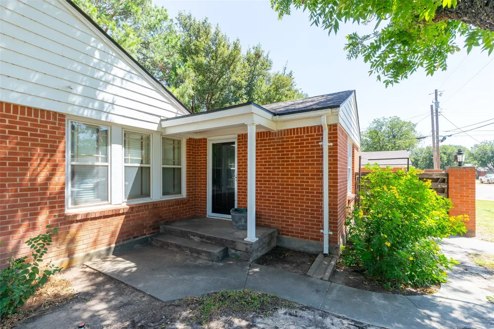 500 Avenue H Haskell, TX 79521