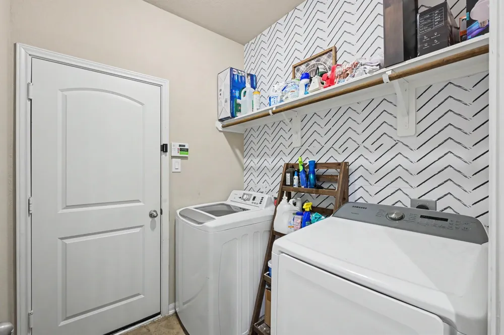 13258 Ridgeview Willis, TX 77318