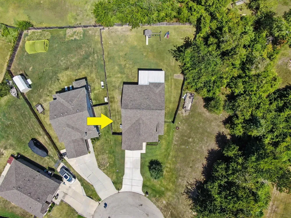 13258 Ridgeview Willis, TX 77318