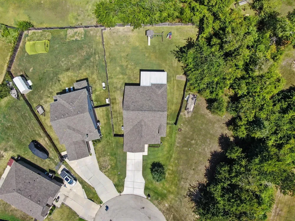 13258 Ridgeview Willis, TX 77318