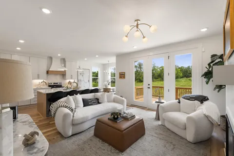 1308 Alderwood Pass