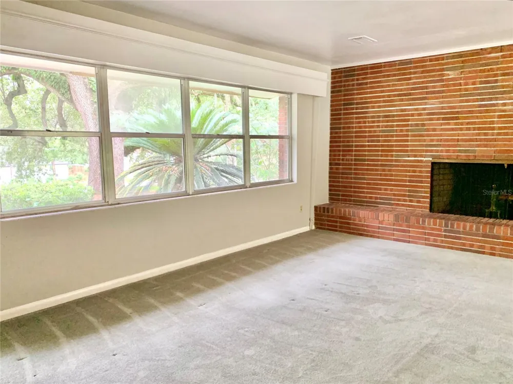 2238 NW 16TH AVENUE Gainesville, FL 32605